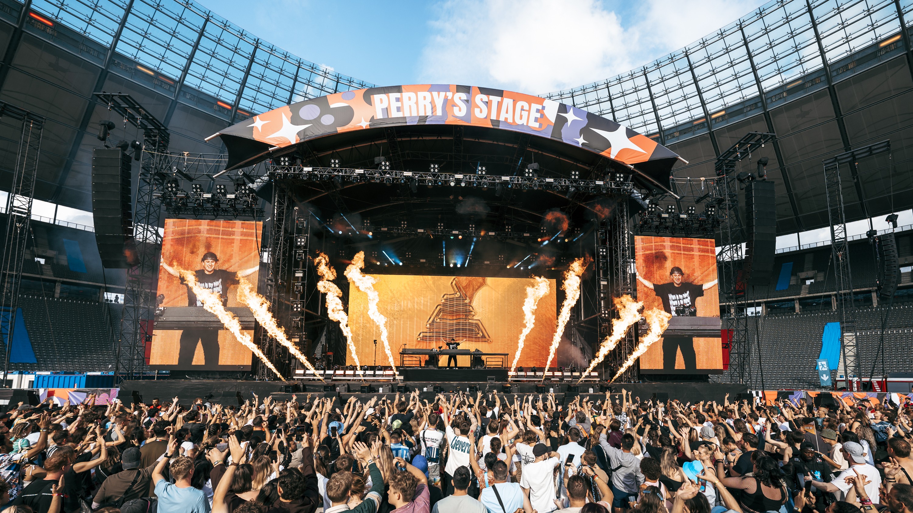 JOHN SUMMIT @ LOLLAPALOOZA FESTIVAL, BERLIN 2025 &copy; Luke B. Photography