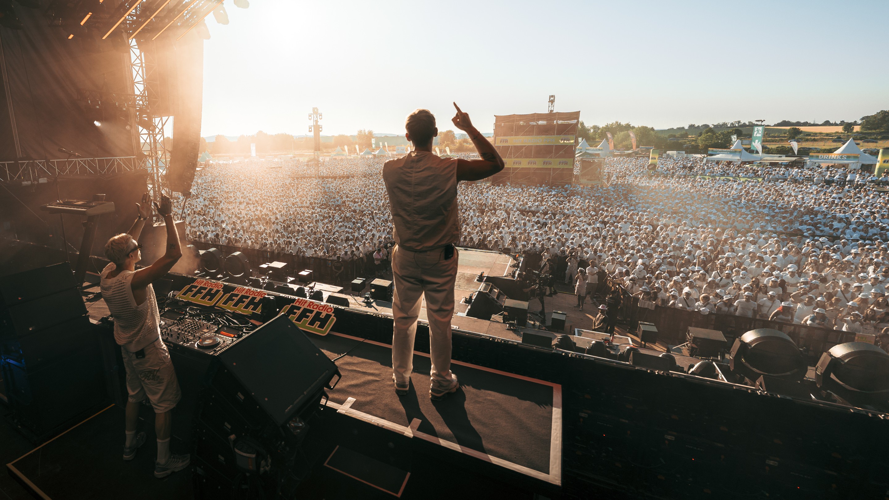 FAST BOY @ FFH JUST WHITE 2025, HESSENTAG, BAD VILBEL &copy; Luke B. Photography