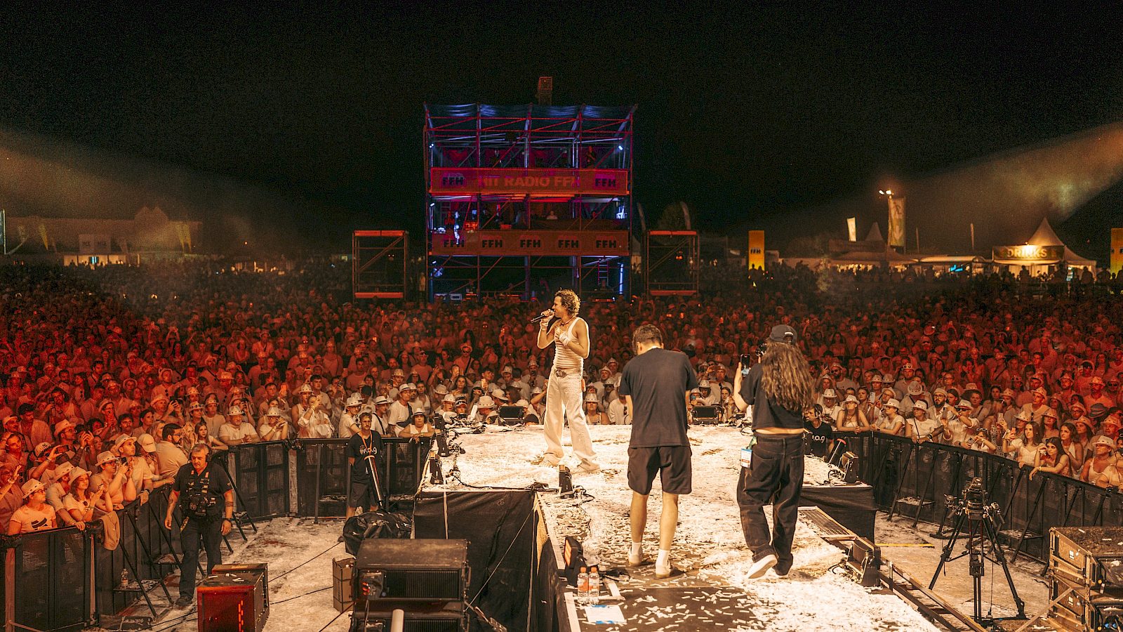 Felix Jaehn / FFH Just White / Event / 2025 / 21.06.2025 / &copy; Luke B. Photography