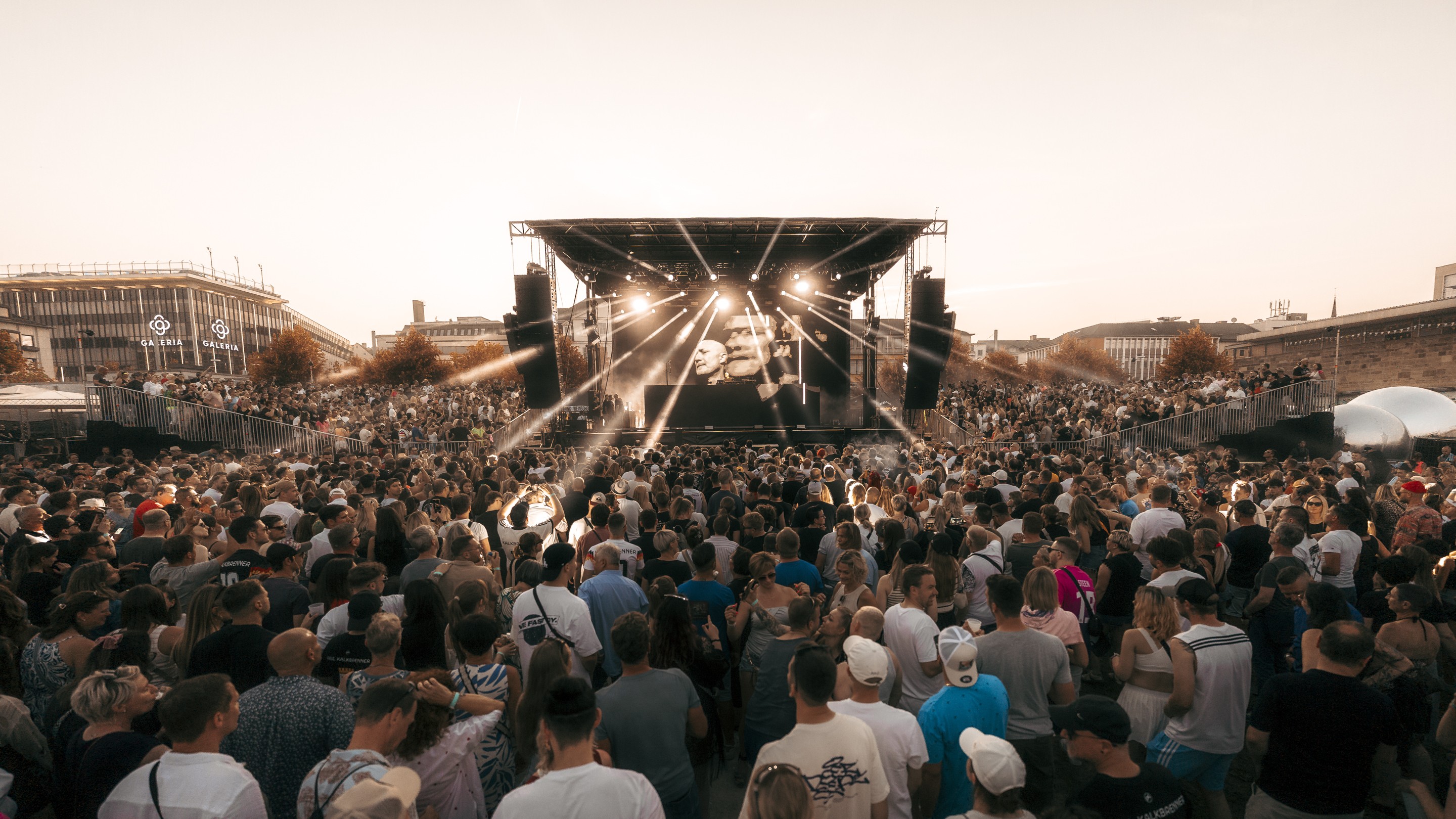 PAUL KALKBRENNER IN CONCERT - KASSEL &copy; Luke B. Photography