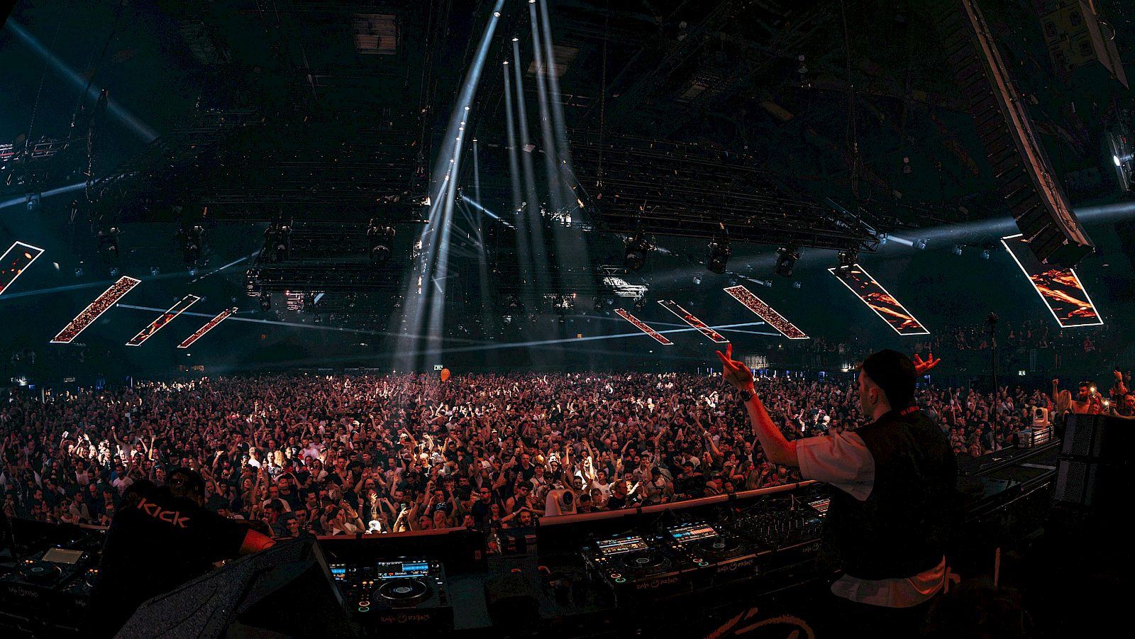 Kevin De Vries / Rave Rebels / Event / 2024 / 09.11.2024 / &copy; Luke B. Photography