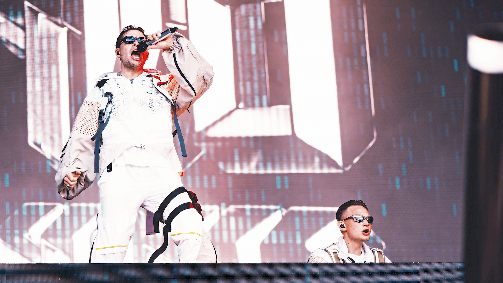 TWOCOLORS @ FFH JUST WHITE 2024, FRIEDBERG &copy; Luke B. Photography