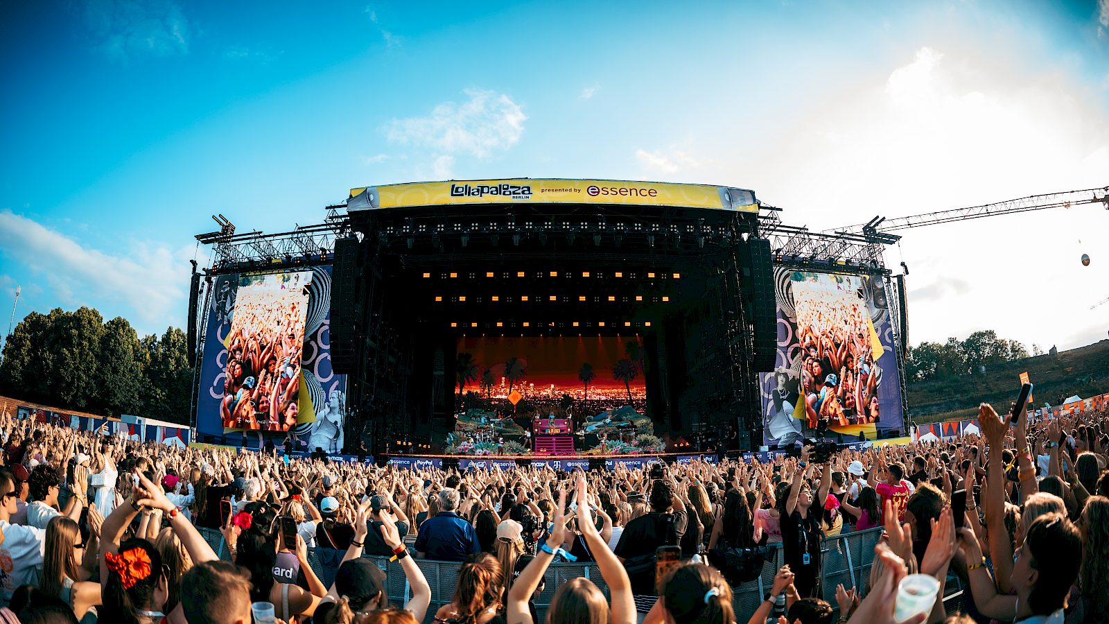 Zara Larsson / Lollapalooza / Festival / 2026 / 19.07.2026 / &copy; Luke B. Photography