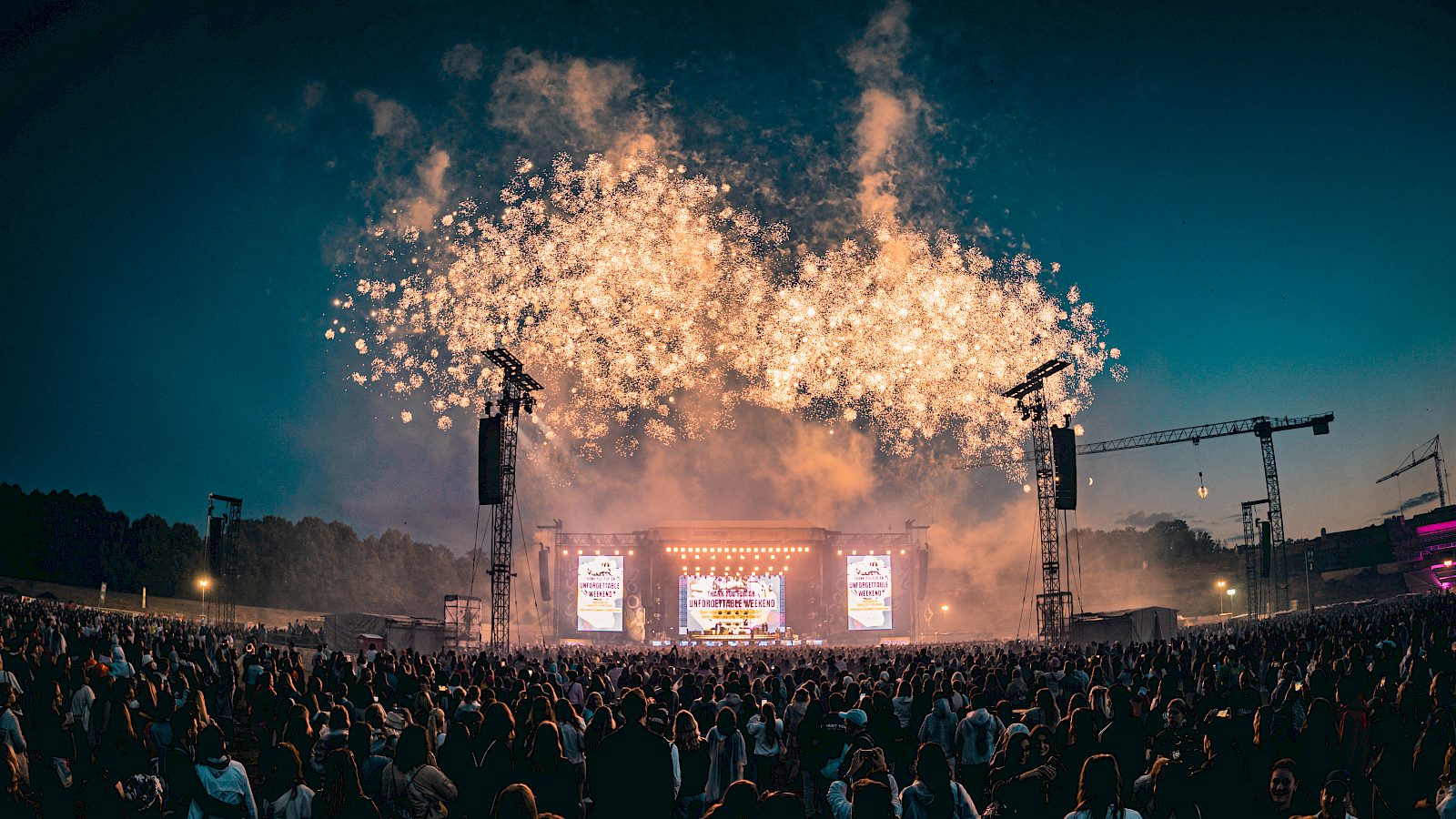 Crowd / Atmosphere / Lollapalooza / Festival / 2026 / 19.07.2026 / &copy; Luke B. Photography