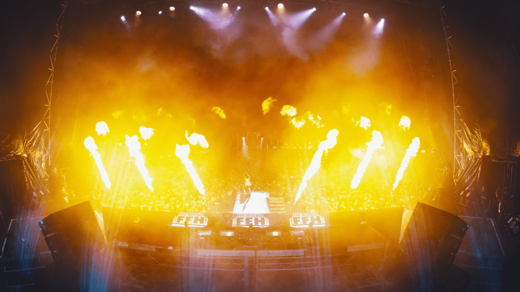 LEONY @ FFH JUST WHITE 2024, FRIEDBERG © Luke B. Photography