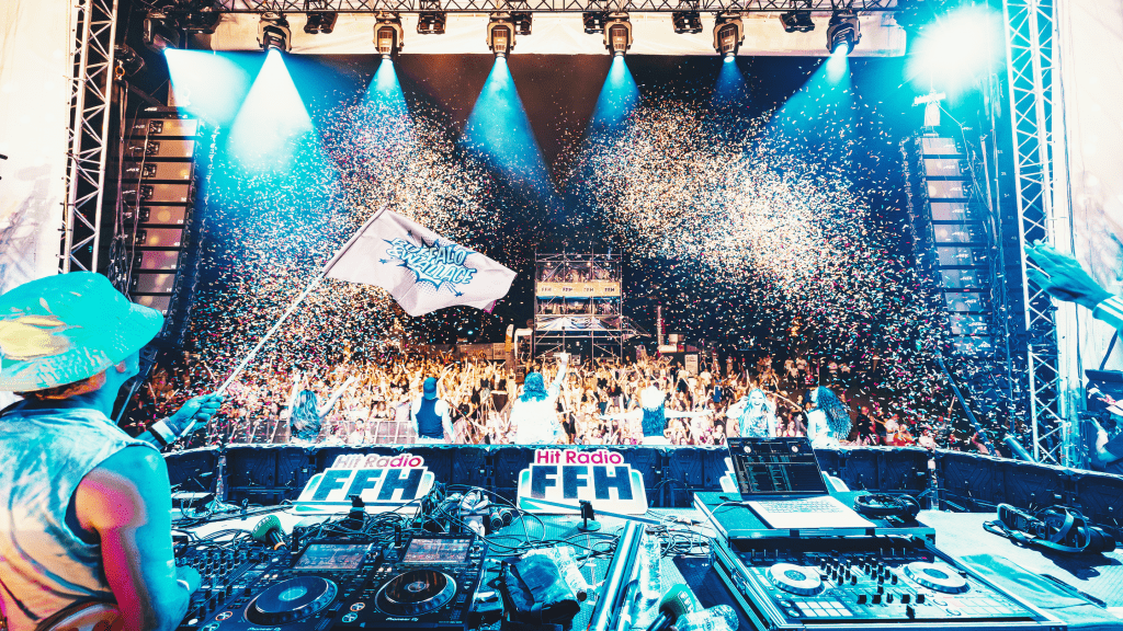 FFH JUST Party, Kloster Schiffenberg, Gießen - Gießener Kultursommer © Luke B. Photography