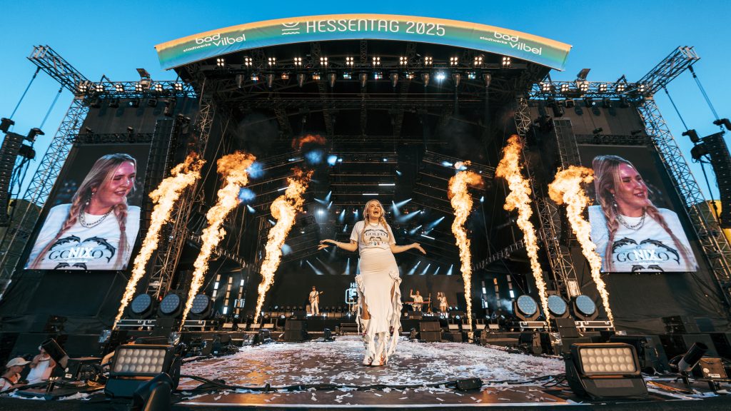 ÁSDÍS @ FFH JUST WHITE 2025, HESSENTAG, BAD VILBEL © Luke B. Photography